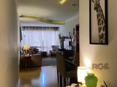 Apartamento à venda com 84m², 3 quartos, 1 suíte, 1 vaga no bairro Partenon em Porto Alegre - Foto 5