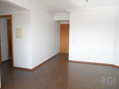 Apartamento à venda com 92m², 2 quartos, 1 suíte, 2 vagas no bairro Petrópolis em Porto Alegre - Foto 2