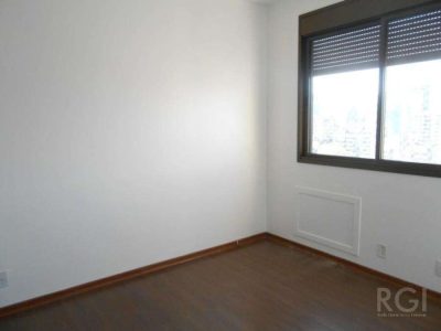 Apartamento à venda com 92m², 2 quartos, 1 suíte, 2 vagas no bairro Petrópolis em Porto Alegre - Foto 6