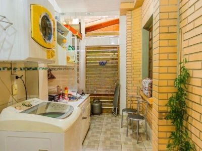 Casa à venda com 126m², 3 quartos, 1 suíte, 3 vagas no bairro Jardim Itu em Porto Alegre - Foto 7