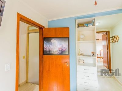 Casa à venda com 126m², 3 quartos, 1 suíte, 3 vagas no bairro Jardim Itu em Porto Alegre - Foto 17