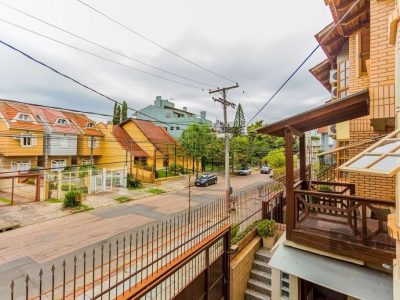 Casa à venda com 126m², 3 quartos, 1 suíte, 3 vagas no bairro Jardim Itu em Porto Alegre - Foto 23