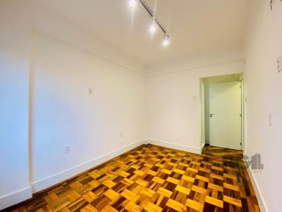 Apartamento à venda com 127m², 2 quartos, 1 suíte no bairro Rio Branco em Porto Alegre - Foto 26