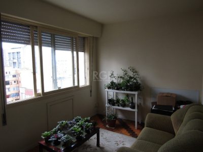 Apartamento à venda com 82m², 3 quartos, 1 suíte, 1 vaga no bairro Centro Histórico em Porto Alegre - Foto 3