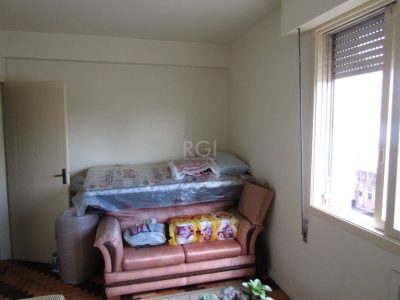 Apartamento à venda com 82m², 3 quartos, 1 suíte, 1 vaga no bairro Centro Histórico em Porto Alegre - Foto 11