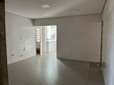 Apartamento à venda com 175m², 3 quartos, 1 suíte, 1 vaga no bairro Independência em Porto Alegre - Foto 10