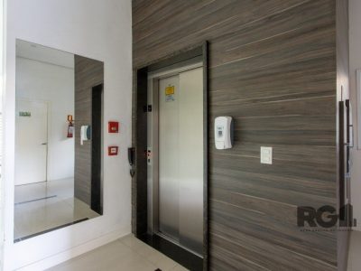 Apartamento à venda com 89m², 2 quartos, 1 suíte, 2 vagas no bairro Tristeza em Porto Alegre - Foto 13