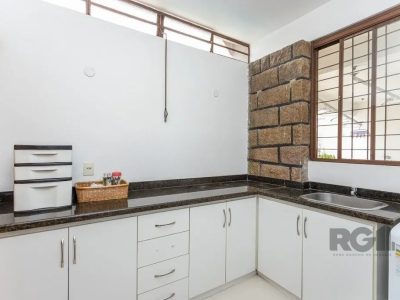 Casa à venda com 277m², 3 quartos, 3 suítes, 5 vagas no bairro Jardim Lindóia em Porto Alegre - Foto 31