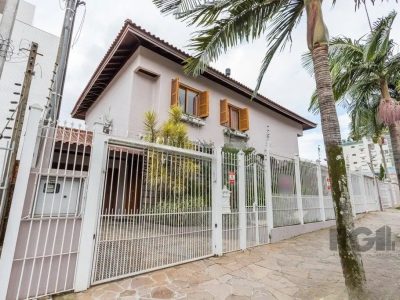 Casa à venda com 277m², 3 quartos, 3 suítes, 5 vagas no bairro Jardim Lindóia em Porto Alegre - Foto 44