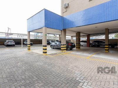 Apartamento à venda com 134m², 3 quartos, 1 suíte, 2 vagas no bairro Petrópolis em Porto Alegre - Foto 5