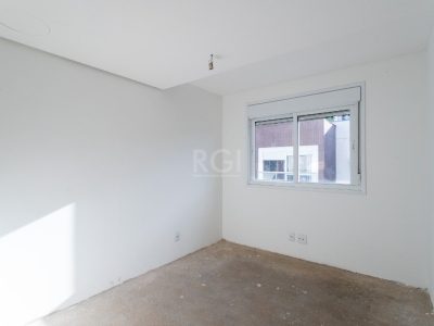 Casa Condominio à venda com 250m², 3 quartos, 3 suítes, 3 vagas no bairro Praia de Belas em Porto Alegre - Foto 18