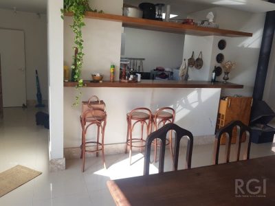 Casa à venda com 200m², 4 quartos, 1 suíte, 4 vagas no bairro Santa Tereza em Porto Alegre - Foto 19