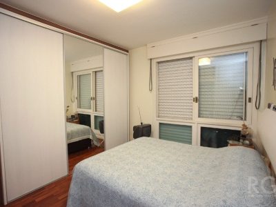 Apartamento à venda com 98m², 2 quartos, 1 suíte, 1 vaga no bairro Rio Branco em Porto Alegre - Foto 3