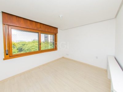 Apartamento à venda com 275m², 4 quartos, 4 suítes no bairro Rio Branco em Porto Alegre - Foto 37