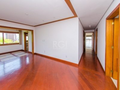 Apartamento à venda com 275m², 4 quartos, 4 suítes no bairro Rio Branco em Porto Alegre - Foto 13