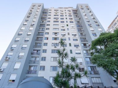 Apartamento à venda com 61m², 2 quartos no bairro Cristal em Porto Alegre - Foto 2