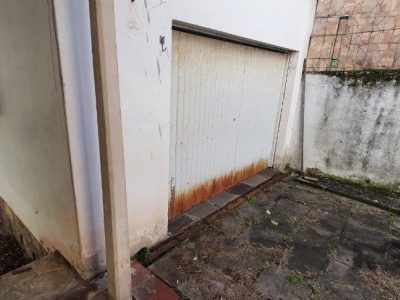 Casa à venda com 174m², 4 quartos, 3 vagas no bairro Santo Antônio em Porto Alegre - Foto 13