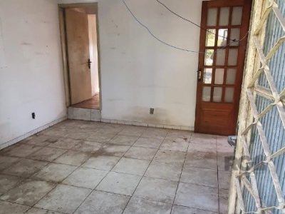 Casa à venda com 174m², 4 quartos, 3 vagas no bairro Santo Antônio em Porto Alegre - Foto 24