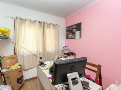 Casa à venda com 350m², 5 quartos, 1 suíte, 4 vagas no bairro Ipanema em Porto Alegre - Foto 40