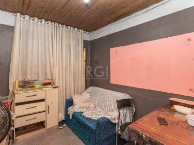 Casa à venda com 350m², 5 quartos, 1 suíte, 4 vagas no bairro Ipanema em Porto Alegre - Foto 50