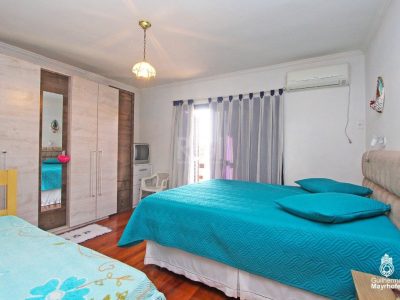 Casa à venda com 245m², 5 quartos, 3 vagas no bairro Jardim Itu em Porto Alegre - Foto 12