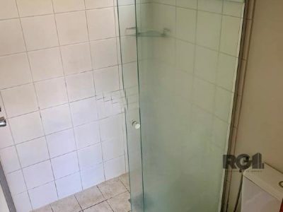 Apartamento à venda com 72m², 3 quartos, 1 suíte, 1 vaga no bairro Petrópolis em Porto Alegre - Foto 11