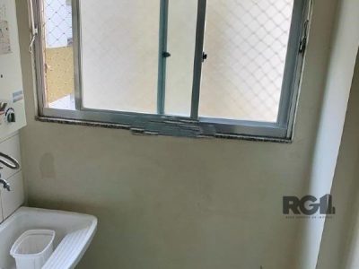 Apartamento à venda com 72m², 3 quartos, 1 suíte, 1 vaga no bairro Petrópolis em Porto Alegre - Foto 14