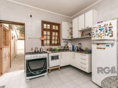 Casa à venda com 229m², 3 quartos, 1 suíte, 2 vagas no bairro Jardim Botânico em Porto Alegre - Foto 20