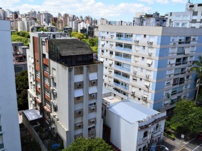 Apartamento à venda com 147m², 2 quartos, 1 suíte, 1 vaga no bairro Moinhos de Vento em Porto Alegre - Foto 26