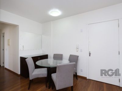 Apartamento à venda com 66m², 3 quartos, 1 suíte, 1 vaga no bairro Partenon em Porto Alegre - Foto 7