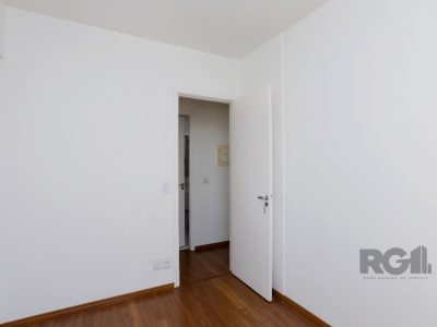 Apartamento à venda com 66m², 3 quartos, 1 suíte, 1 vaga no bairro Partenon em Porto Alegre - Foto 18