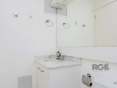 Apartamento à venda com 66m², 3 quartos, 1 suíte, 1 vaga no bairro Partenon em Porto Alegre - Foto 15