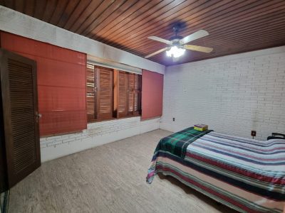 Casa à venda com 350m², 4 quartos, 1 suíte, 5 vagas no bairro Ipanema em Porto Alegre - Foto 23