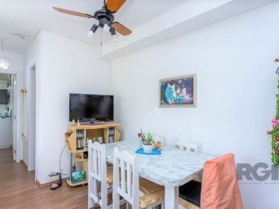 Apartamento à venda com 60m², 2 quartos, 1 suíte no bairro Cristal em Porto Alegre - Foto 6