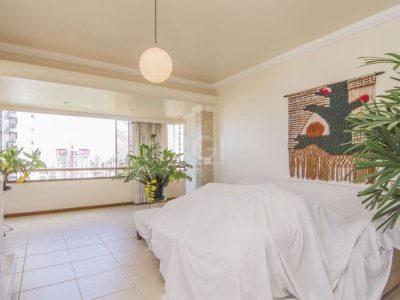 Cobertura à venda com 324m², 3 quartos, 1 suíte, 2 vagas no bairro Jardim do Salso em Porto Alegre - Foto 6