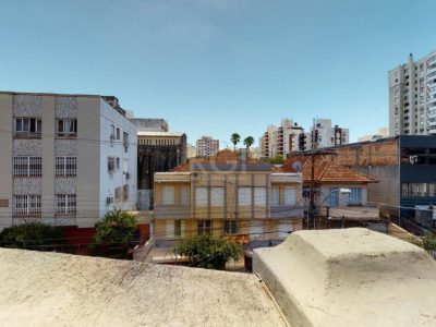 Casa à venda com 130m², 3 quartos, 1 suíte no bairro Cidade Baixa em Porto Alegre - Foto 35