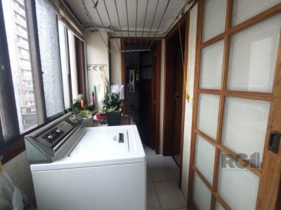 Apartamento à venda com 128m², 3 quartos, 1 suíte, 1 vaga no bairro Higienópolis em Porto Alegre - Foto 19