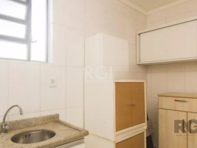 Apartamento à venda com 110m², 3 quartos, 1 suíte, 1 vaga no bairro Petrópolis em Porto Alegre - Foto 12