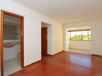 Cobertura à venda com 245m², 3 quartos, 1 suíte, 2 vagas no bairro Mont Serrat em Porto Alegre - Foto 5