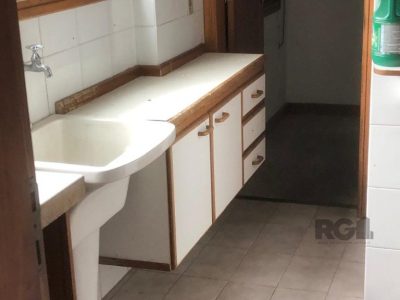 Apartamento à venda com 161m², 4 quartos, 1 suíte, 1 vaga no bairro Chácara das Pedras em Porto Alegre - Foto 14