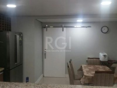 Apartamento à venda com 108m², 3 quartos, 1 vaga no bairro Centro Histórico em Porto Alegre - Foto 2