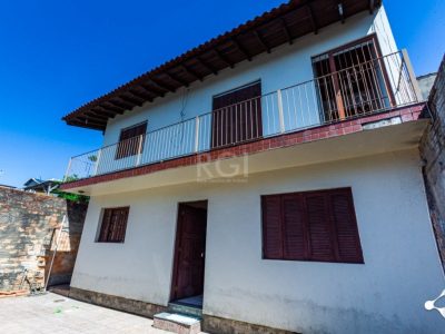 Casa à venda com 200m², 3 quartos, 1 suíte, 2 vagas no bairro Jardim Itu em Porto Alegre - Foto 2