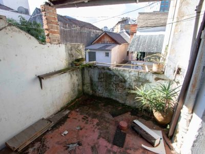 Casa à venda com 144m², 5 quartos no bairro Independência em Porto Alegre - Foto 15