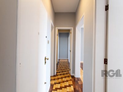 Apartamento à venda com 157m², 3 quartos, 1 suíte, 1 vaga no bairro Independência em Porto Alegre - Foto 18