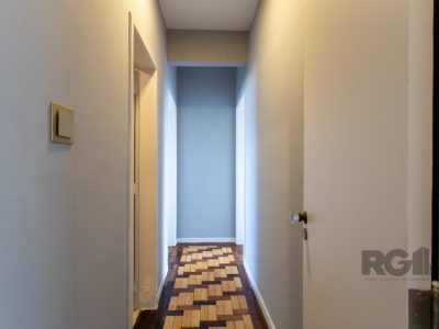 Apartamento à venda com 157m², 3 quartos, 1 suíte, 1 vaga no bairro Independência em Porto Alegre - Foto 19