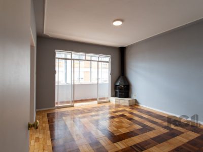 Apartamento à venda com 157m², 3 quartos, 1 suíte, 1 vaga no bairro Independência em Porto Alegre - Foto 3