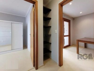 Apartamento à venda com 75m², 2 quartos, 1 suíte, 2 vagas no bairro Petrópolis em Porto Alegre - Foto 19