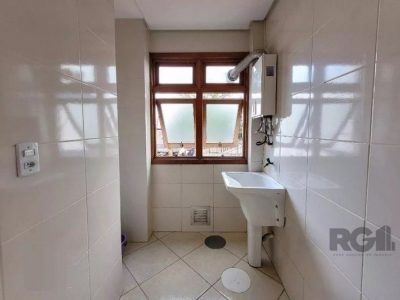 Apartamento à venda com 75m², 2 quartos, 1 suíte, 2 vagas no bairro Petrópolis em Porto Alegre - Foto 13