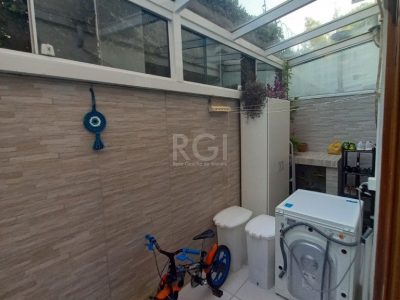 Casa Condominio à venda com 138m², 3 quartos, 1 suíte, 2 vagas no bairro Ipanema em Porto Alegre - Foto 8