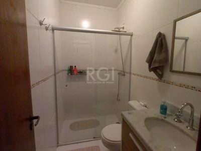 Casa Condominio à venda com 138m², 3 quartos, 1 suíte, 2 vagas no bairro Ipanema em Porto Alegre - Foto 15